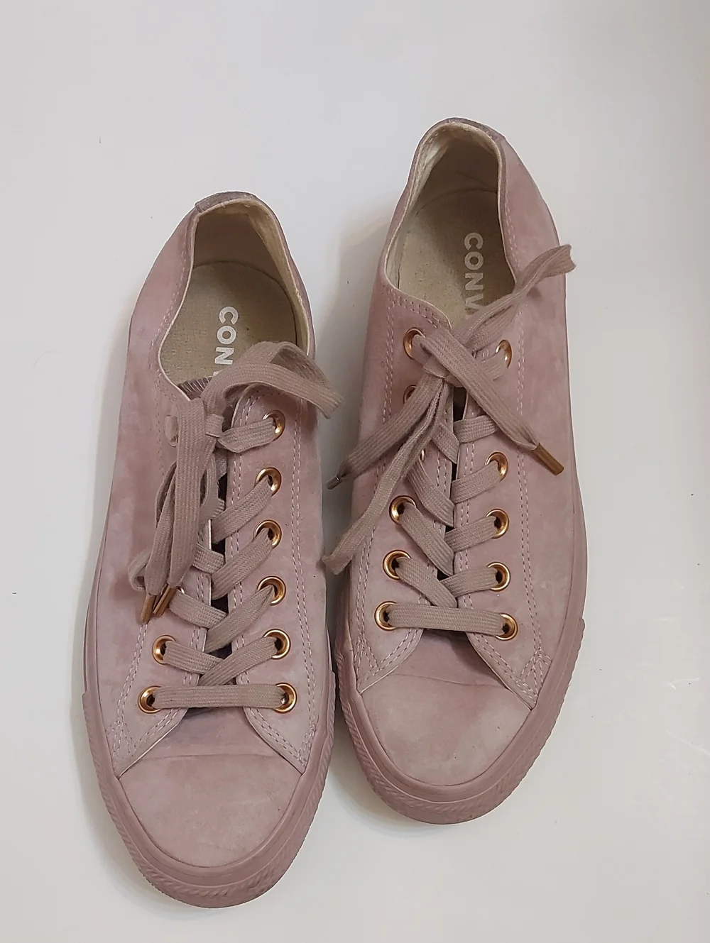 Converse Women's Dusty Rose Low-Top Sneakers